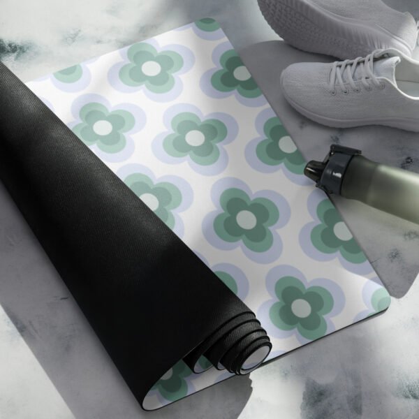 Retro Bloom Yoga Mat Non-Slip and Eco-Friendly