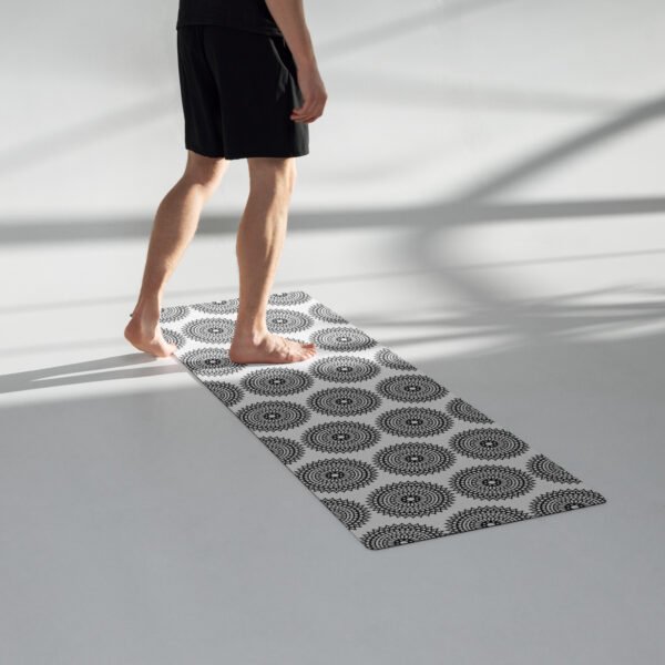 Artistic Mandala Yoga Mat Non-Slip and Cushioned
